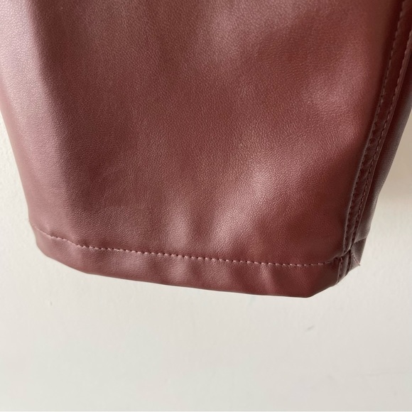 ❌SOLD❌ ABERCROMBIE & Fitch The 90's Straight Ultra High Rise Vegan Leather - Picture 7 of 10